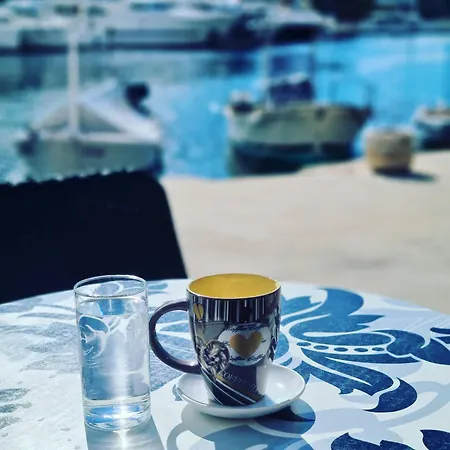 Διαμέρισμα Moments